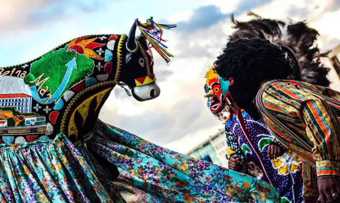 Mestres e mestras da cultura popular se reúnem em Brasília
