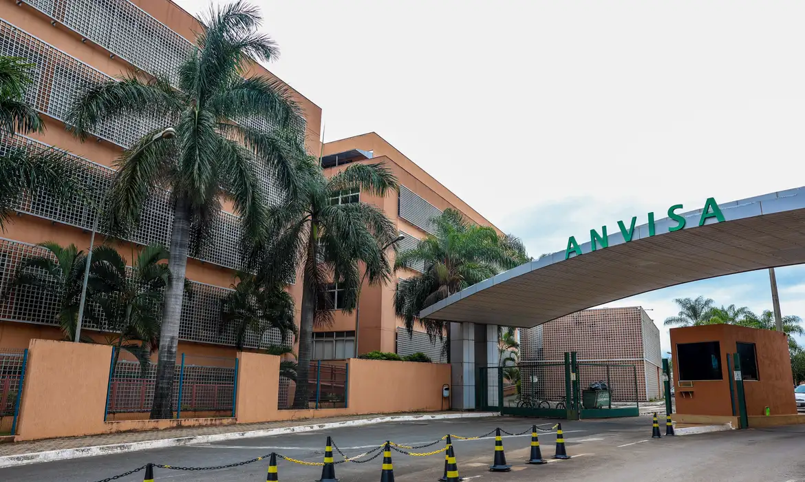 Anvisa aprova novas indicações para remédio que trata câncer de mama