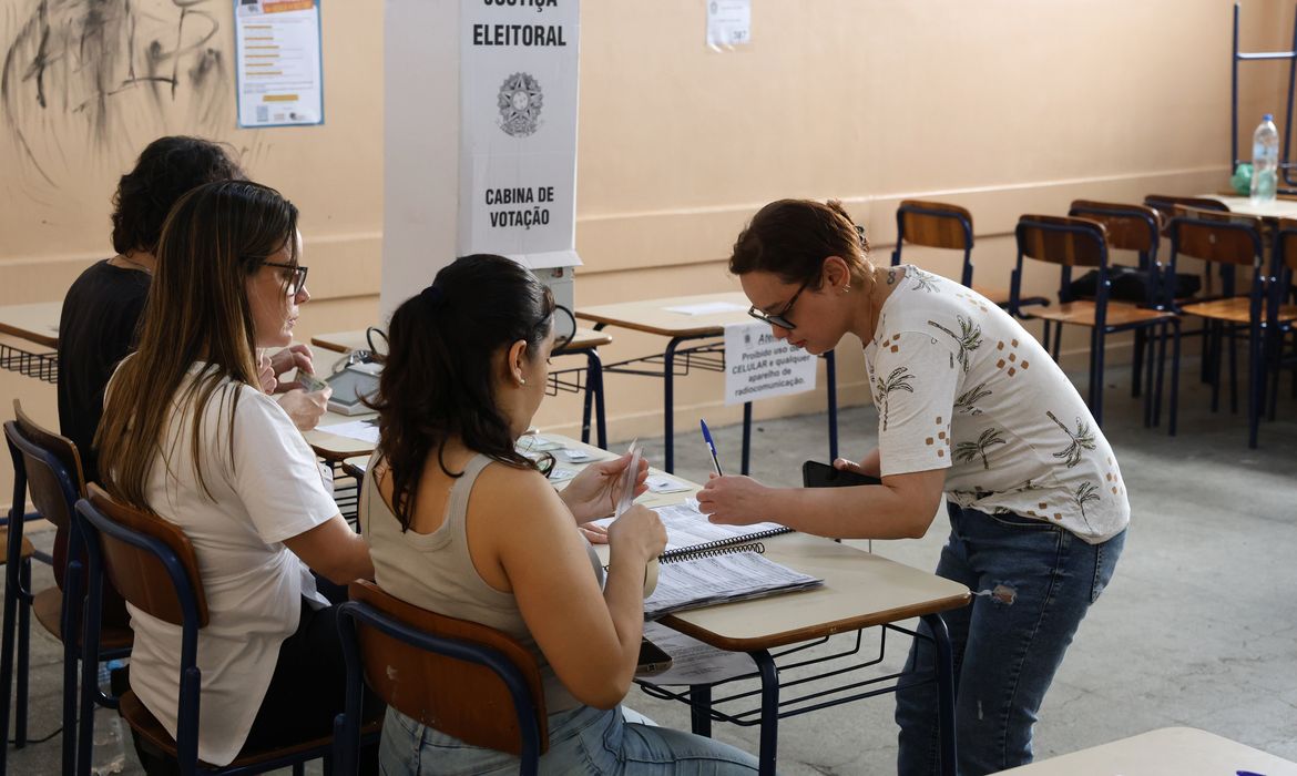 Votação em SP registra índice de abstenção de 22,5% no primeiro turno