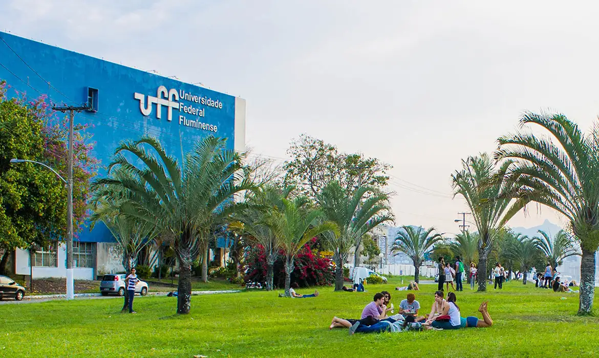 Universidade Federal Fluminense aciona PF após receber ameças