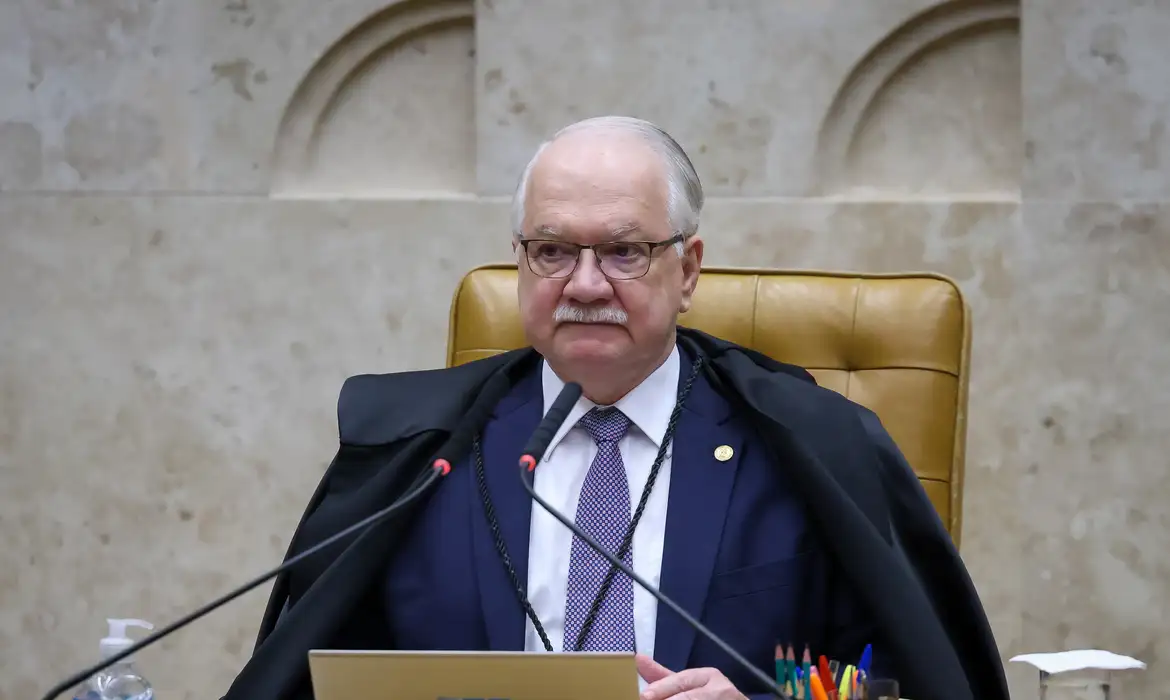 Fachin defende democracia e livre escolha dos eleitores